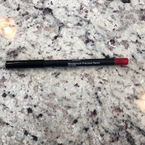 Primal Younique Lip Liner